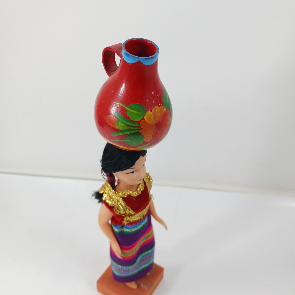 Vintage Guatemalan Souvenir Doll Traditional Dress Water Jug Folk Art 12.5" - Picture 13 of 15